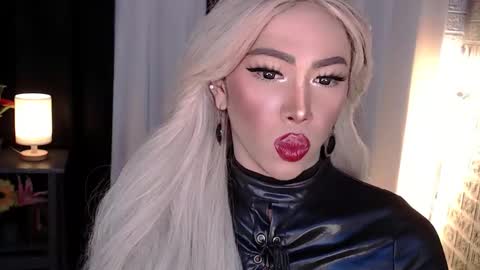 Amanda online show from 11-07-25, 02:44