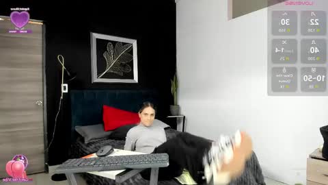 Snapshot of valentina_herrrera chatting on 06-05-26, 04:35 valentina_herrrera online show from 06-05-26, 04:35