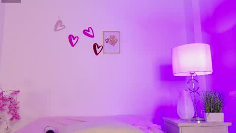 VALENTINA online show from 06-10-26, 11:35
