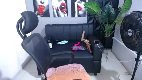 Valentina  online show from 05-06-26, 04:45