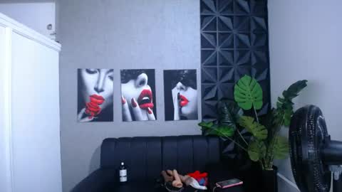 Valentina  online show from 06-15-26, 12:13