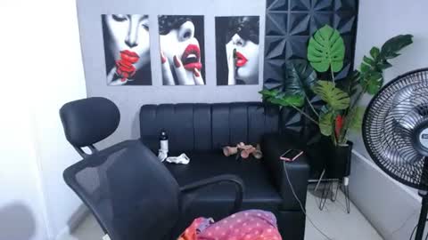 Valentina  online show from 06-22-26, 11:35