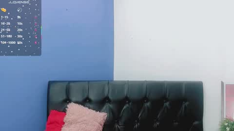 valentina_princess_ online show from 09-19-25, 05:42