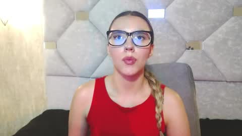 Valentina online show from 05-19-26, 05:08