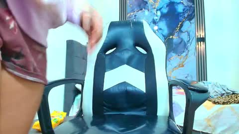 valentina_y_sneiderr online show from 02-09-26, 06:56