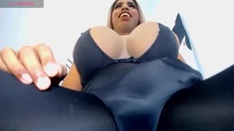 valentinabigcock23 online show from 10-03-25, 12:35