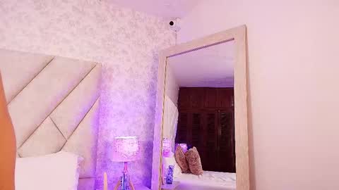 Snapshot of valentinadiazz1 chatting on 02-06-25, 06:13 Ana online show from 02-06-25, 06:13