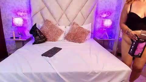 Snapshot of valentinadiazz1 chatting on 02-19-25, 01:51 Ana online show from 02-19-25, 01:51