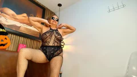 Snapshot of valentinadiazz1 chatting on 10-07-25, 12:02 Ana online show from 10-07-25, 12:02