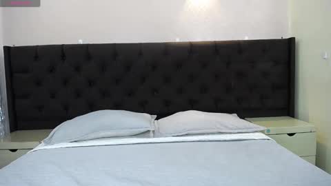 Valentinaluxee online show from 09-16-25, 08:54