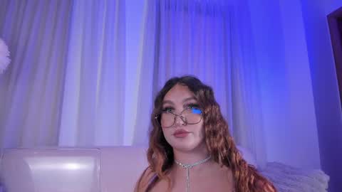 Snapshot of valentinamonroee_ chatting on 07-18-26, 07:28 Valentina online show from 07-18-26, 07:28