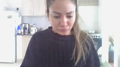 valentinaseleni24 online show from 06-29-26, 06:08