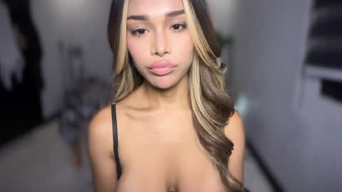 VALENTINE online show from 07-25-26, 12:36