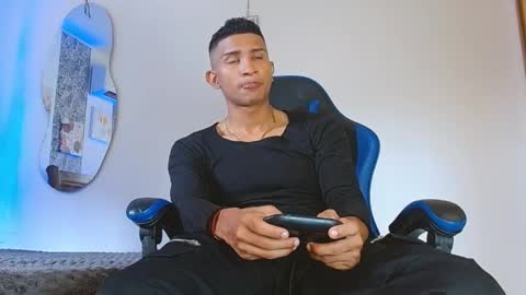 Mistery Guy online show from 11-03-25, 07:48