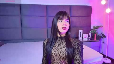 valentino moon online show from 01-16-26, 02:59