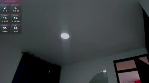 Snapshot of valentino_santos chatting on 10-04-25, 07:23 valentino santos online show from 10-04-25, 07:23