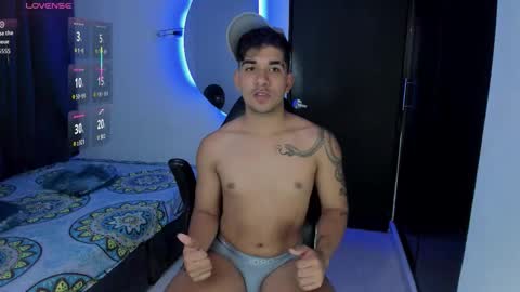 Snapshot of valentino_santos chatting on 11-03-25, 09:05 valentino santos online show from 11-03-25, 09:05