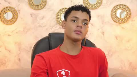 valentino_thompson online show from 09-12-25, 07:36