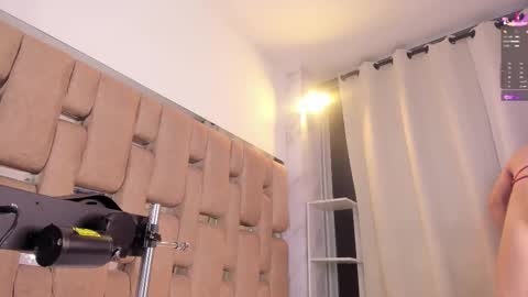 Valentino online show from 10-09-25, 03:32