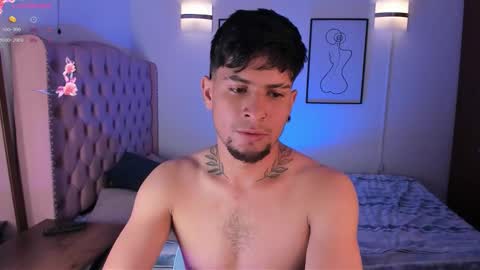 Snapshot of valentinoo_10 chatting on 02-21-26, 10:33 Manuel online show from 02-21-26, 10:33