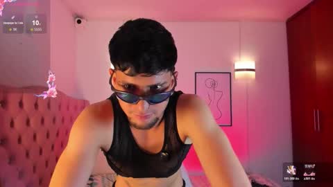 Snapshot of valentinoo_10 chatting on 03-07-26, 07:27 Manuel online show from 03-07-26, 07:27