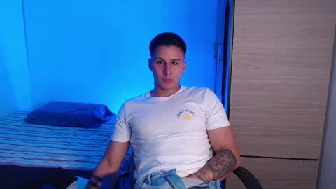 VALENTINO online show from 03-01-26, 10:23