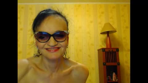 valentijm online show from 02-05-25, 04:25