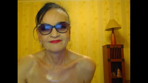 valentijm online show from 02-09-25, 04:18