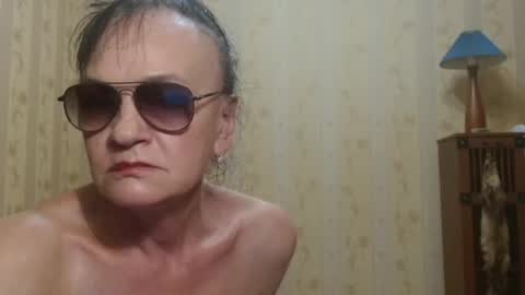 Snapshot of valenttijm3851 chatting on 07-07-26, 10:14 valentijm online show from 07-07-26, 10:14