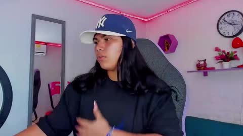 valeri_harpers4 online show from 10-01-25, 04:24