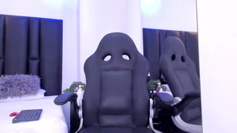 Snapshot of valeri_tafur chatting on 01-21-25, 02:05 valeri_tafur online show from 01-21-25, 02:05