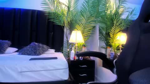 Snapshot of valeri_tafur chatting on 09-29-25, 11:09 valeri_tafur online show from 09-29-25, 11:09