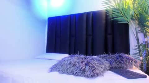 Snapshot of valeri_tafur chatting on 10-03-25, 11:02 valeri_tafur online show from 10-03-25, 11:02