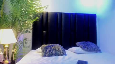 Snapshot of valeri_tafur chatting on 10-09-25, 11:08 valeri_tafur online show from 10-09-25, 11:08