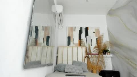 vale  online show from 02-04-26, 12:00