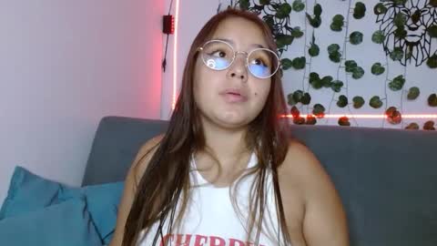 valeria online show from 01-13-25, 05:44