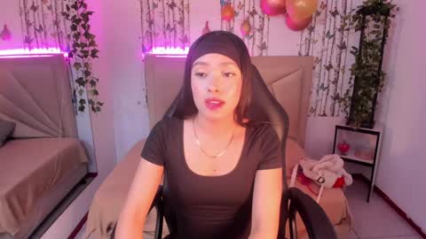 valeria online show from 05-13-26, 07:33