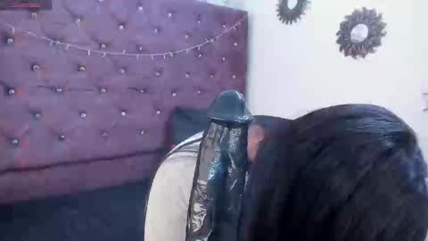 Snapshot of valeria_fiery chatting on 09-20-25, 03:13 VALERIA online show from 09-20-25, 03:13