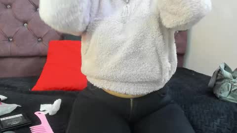 Snapshot of valeria_fiery chatting on 11-06-25, 03:02 VALERIA online show from 11-06-25, 03:02