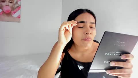 valeria_miller69 online show from 05-07-26, 03:06