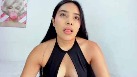 valeria_miller69 online show from 05-15-26, 04:14