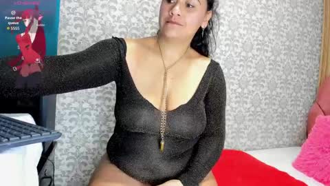 Snapshot of valeria_rivera1 chatting on 04-04-26, 07:00 Costume lover online show from 04-04-26, 07:00
