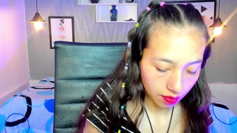 Snapshot of valeria_rossi7 chatting on 12-16-24, 02:38 Valeria online show from 12-16-24, 02:38