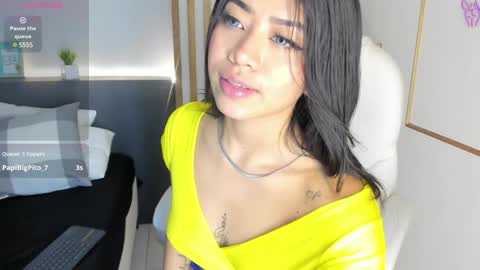 valeria online show from 12-11-24, 10:47