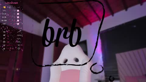 Snapshot of valeria_uribe22 chatting on 01-29-25, 12:54 online show from 01-29-25, 12:54