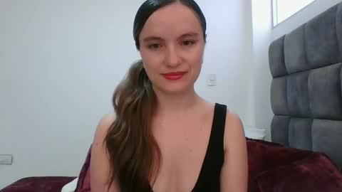 valeriafrannco online show from 01-10-25, 12:26