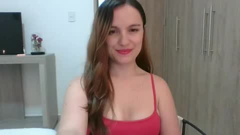 valeriafrannco online show from 01-28-25, 01:18