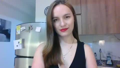 valeriafrannco online show from 12-16-25, 12:04