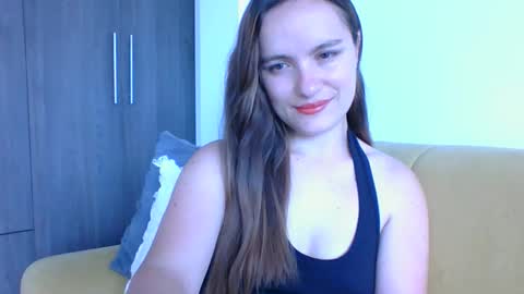 valeriafrannco online show from 03-17-26, 07:50