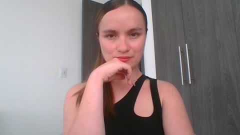 valeriafrannco online show from 03-25-26, 08:59